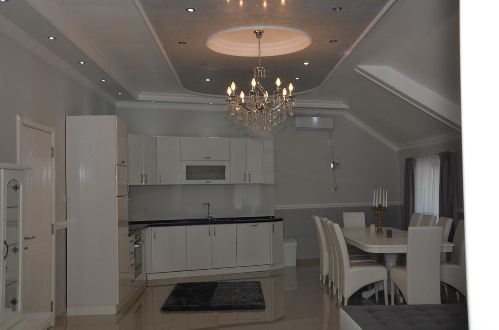 Apartments Royal Menex Požarevac Pokoj fotografie