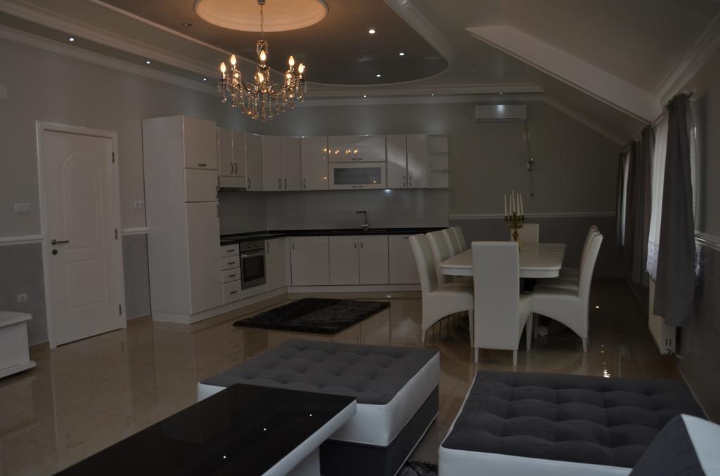 Apartments Royal Menex Požarevac Pokoj fotografie